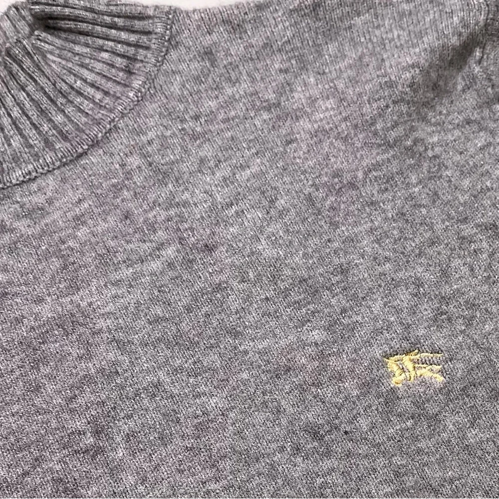 Burberry Women’s Classic Gray Mock Neck Sweater - Medium - Picture 3 of 8